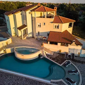 Apartament Amela, Pula
